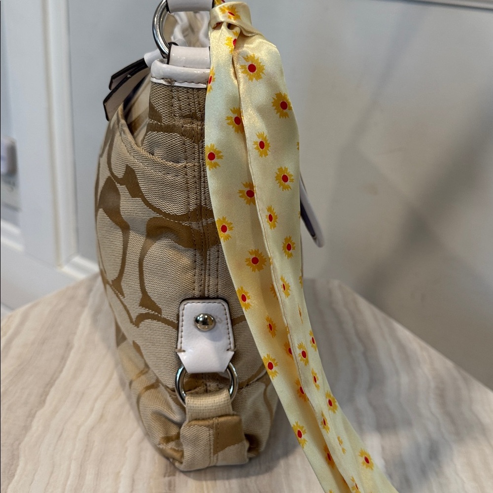 Coach Daisy File Signature Jacquard Tan Crossbody - Picture 7 of 17